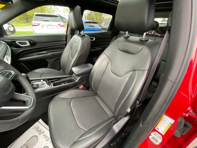 Used 2023 Red Jeep Limited image 11
