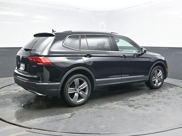 Used 2021 Black Volkswagen 2.0T SE image 8