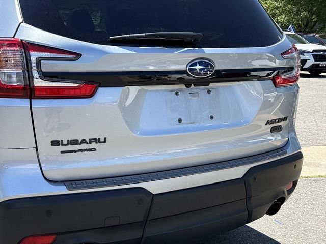 Used 2025 Silver Subaru Onyx Edition image 12