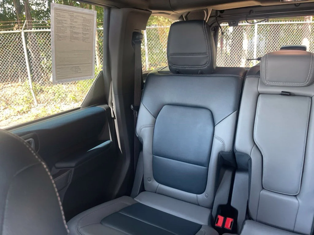 Used 2022 Green Ford Outer Banks image 12