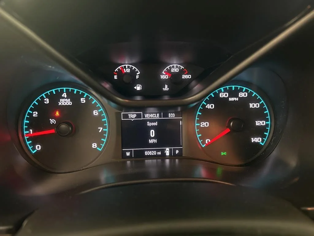 Used 2021 Blue Metallic GMC Elevation image 16