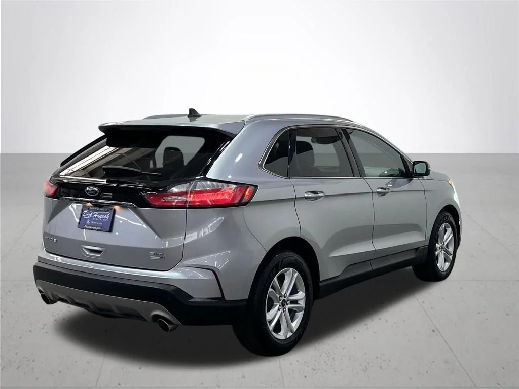 Used 2020 Silver Ford SEL image 10
