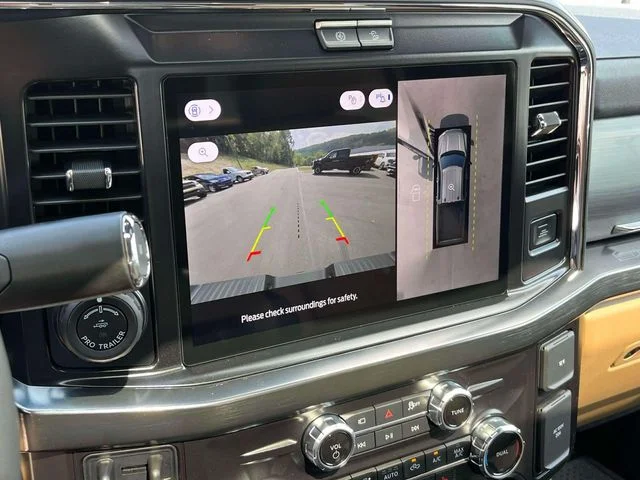 New 2027 Star White Metallic Tri-Coat Ford F-250® Lariat® image 28