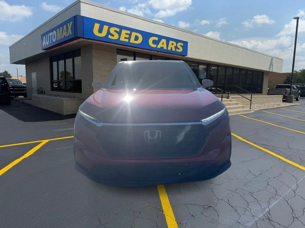 Used 2024 sparkle silver metallic Honda EX image 3
