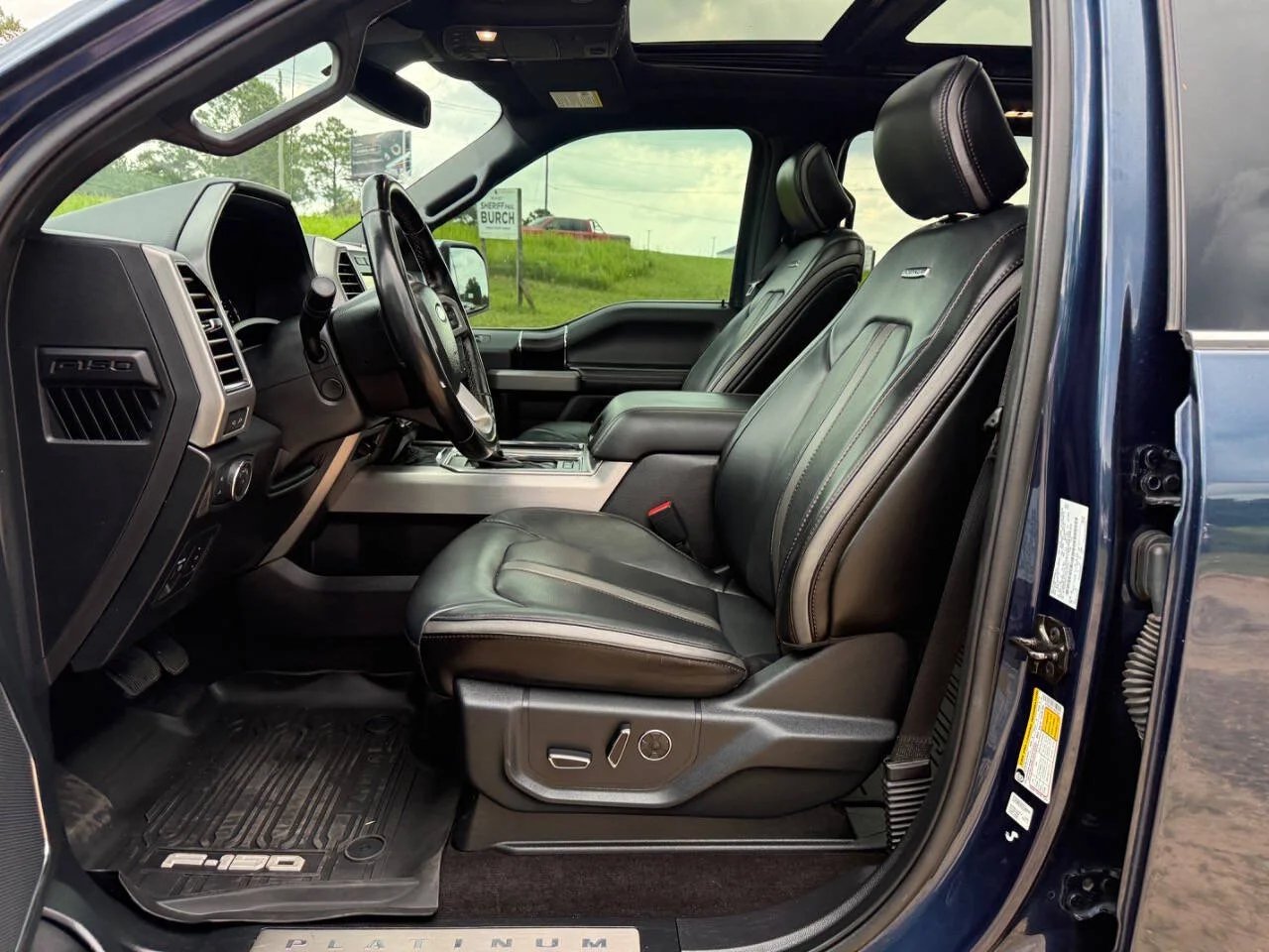 Used 2020 Blue Ford Platinum 4x4 4dr SuperCrew 5.5 ft. SB image 12