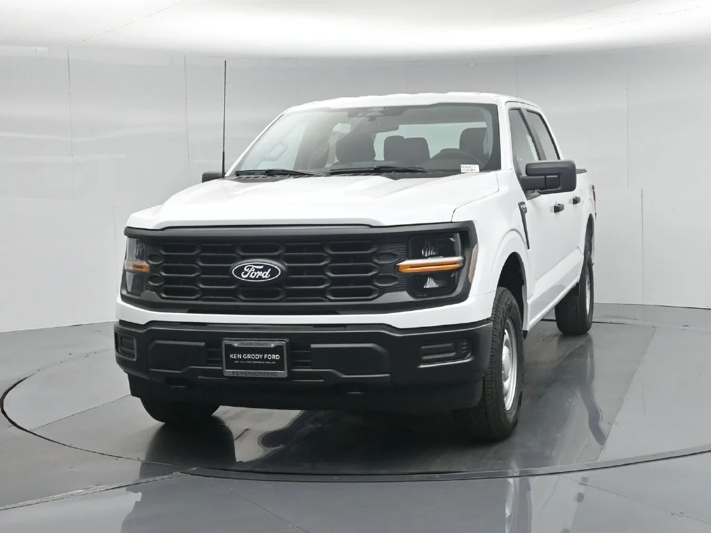 New 2026 White Ford XL image 53