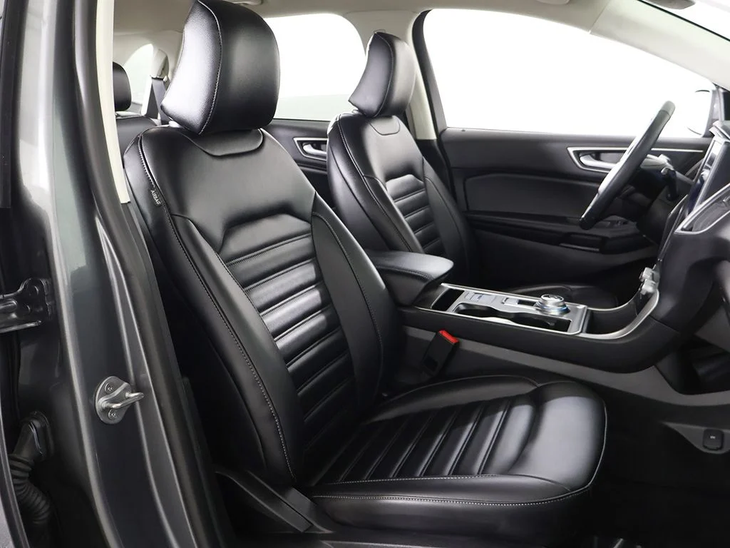 Used 2024 Gray Ford SEL image 28