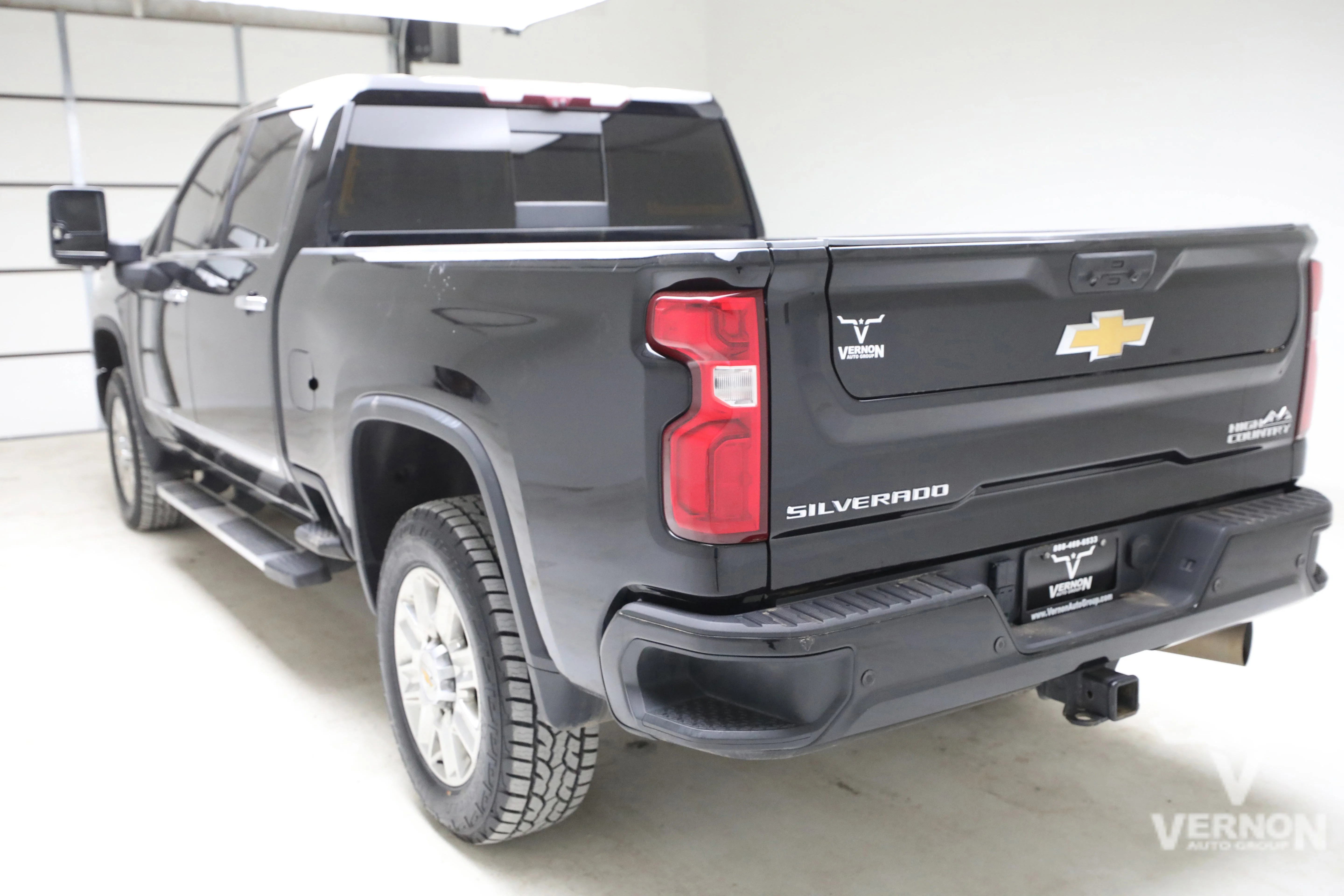 Pre-Owned 2024 Chevrolet Silverado 2500HD High Country Crew Cab 4x4