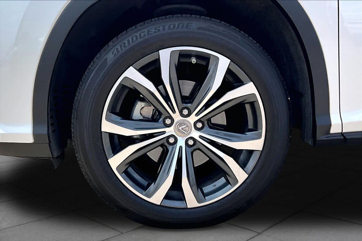 Used 2017 Eminent White Pearl Lexus  image 10