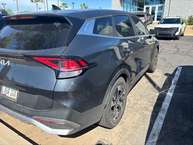 Certified Used 2025 Gravity Gray Kia EX image 5