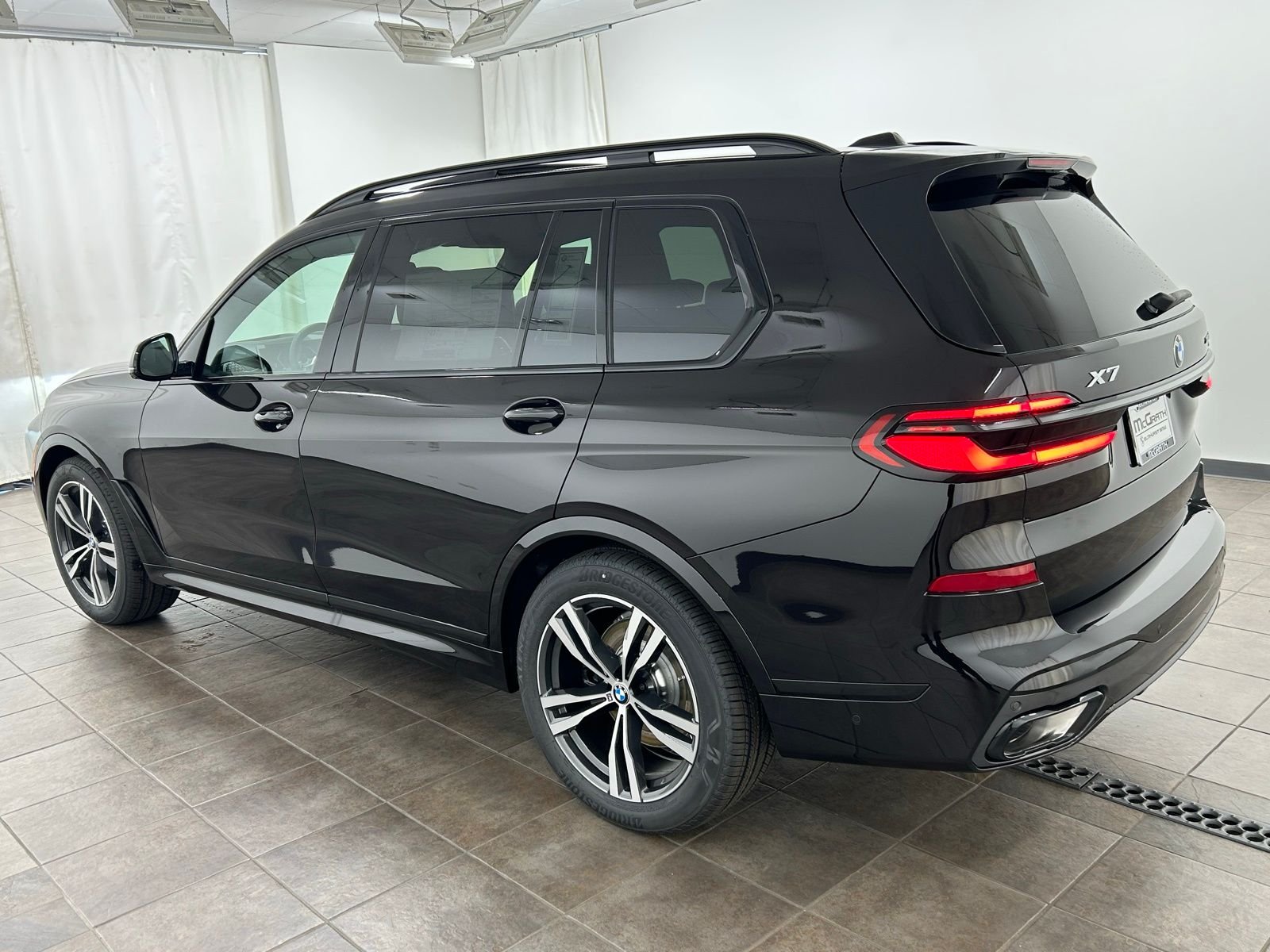 New 2026 0490 BMW xDrive40i image 3