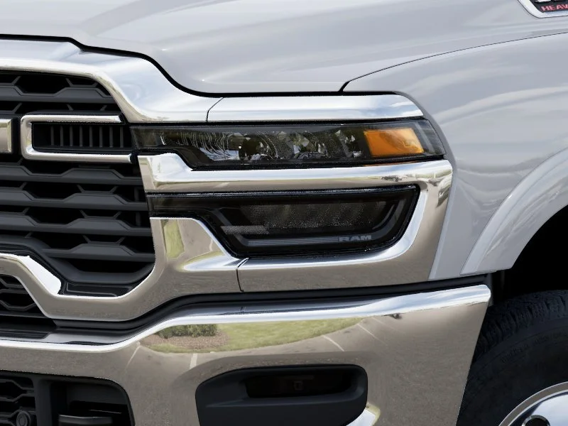 New 2026 Bright White Clear-Coat Exterior Paint RAM TRADESMAN image 10