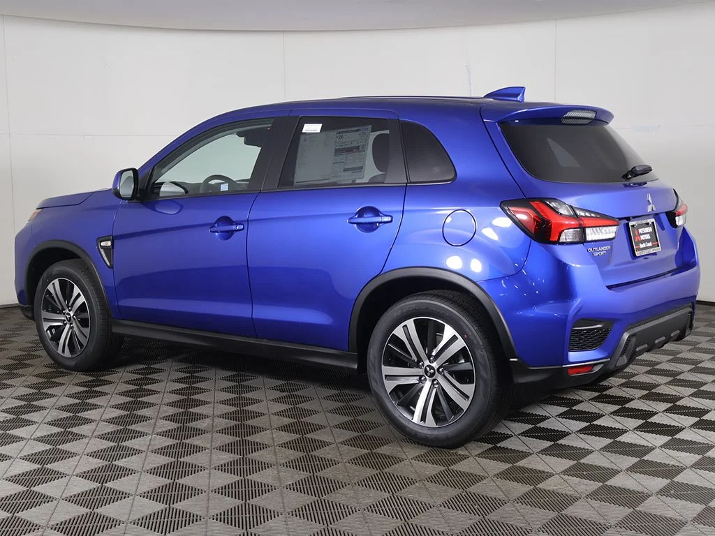 New 2026 Blue Mitsubishi 2.0 ES image 6