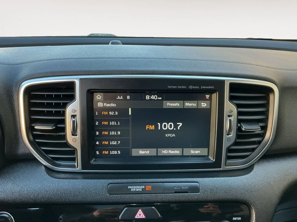 Used 2018 Red Kia EX image 15