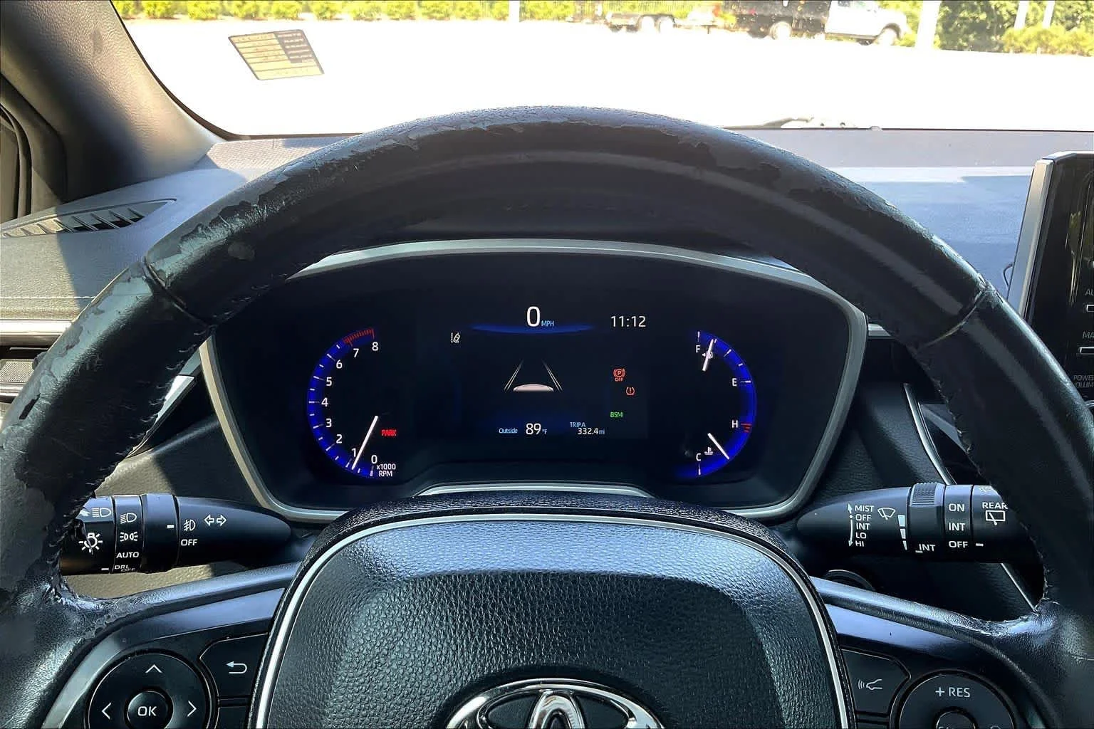 Used 2021 Wind Chill Pearl Toyota XSE image 25