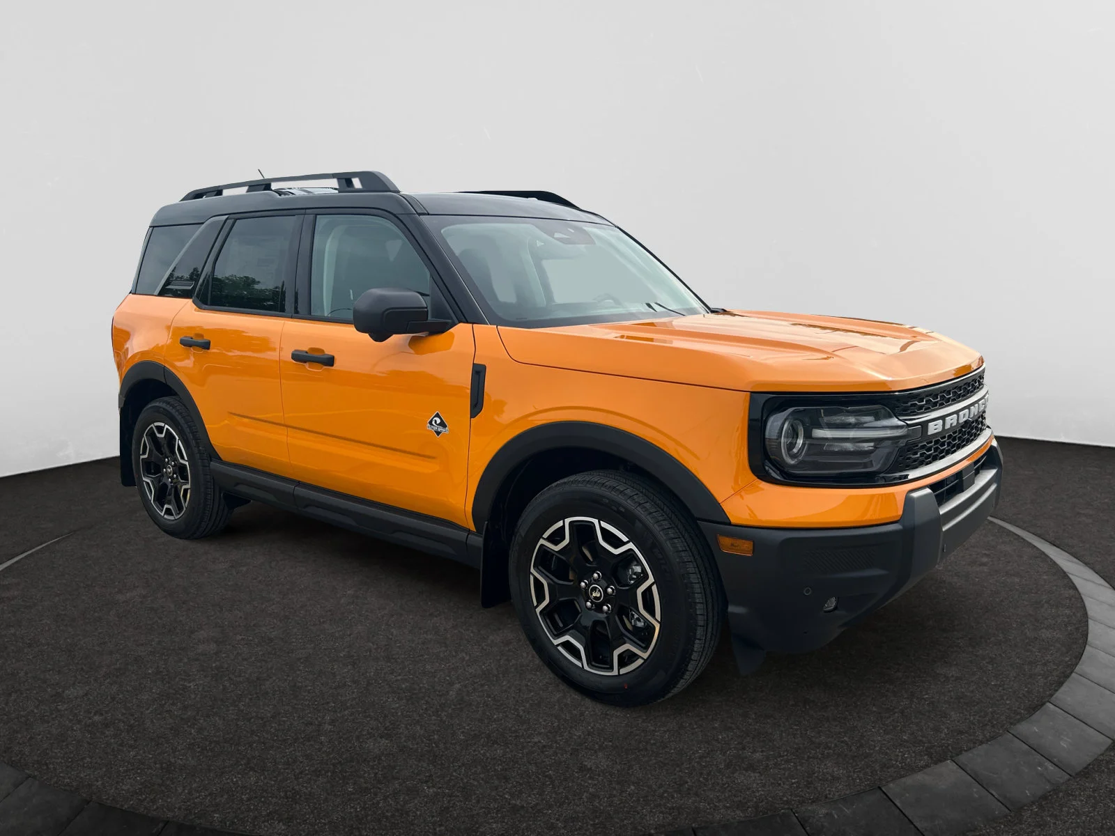 New 2026 Orange Fury Metallic Tri-Coat Ford Outer Banks image 7
