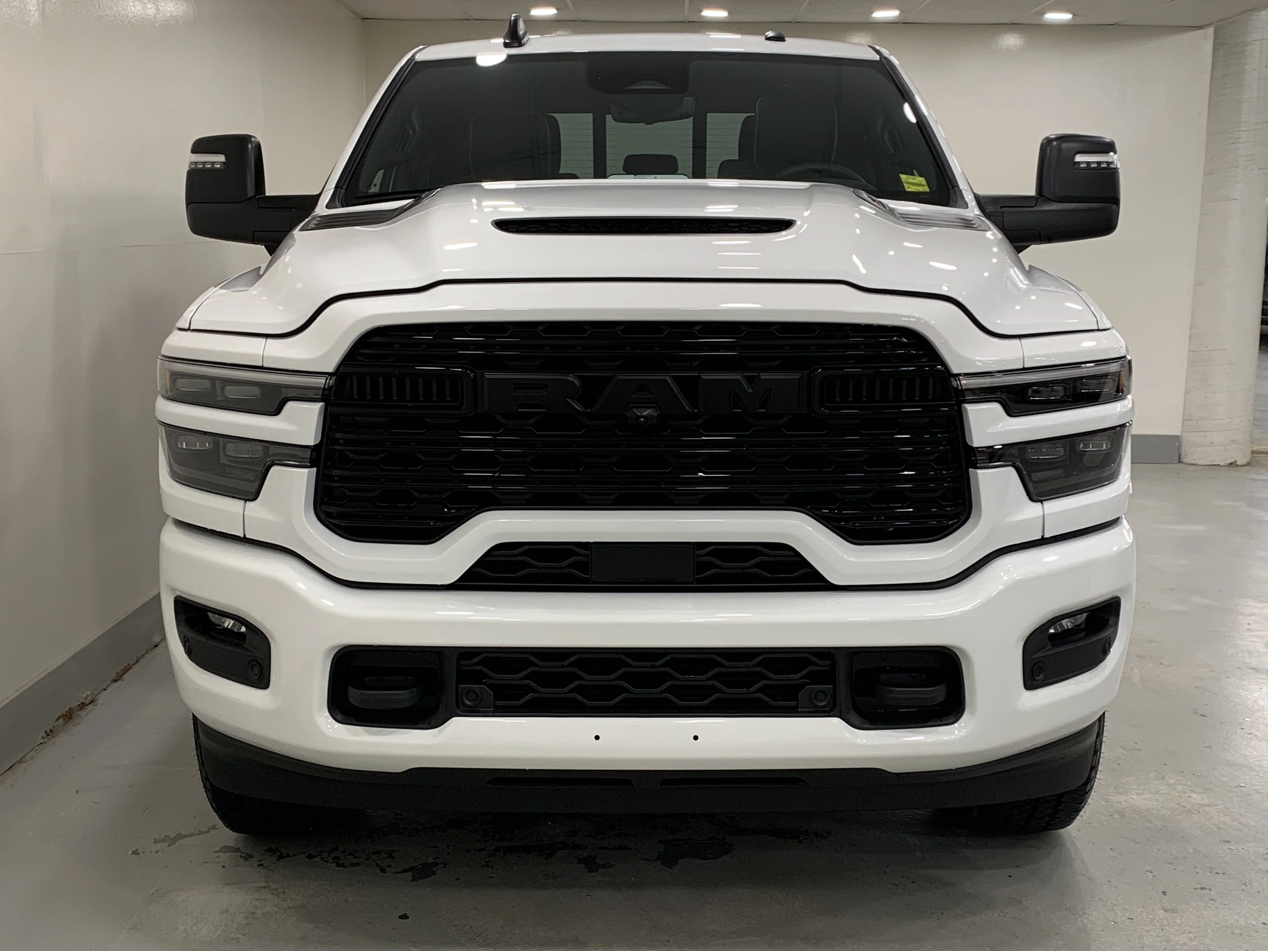 New 2026 Bright White Ram Limited image 4