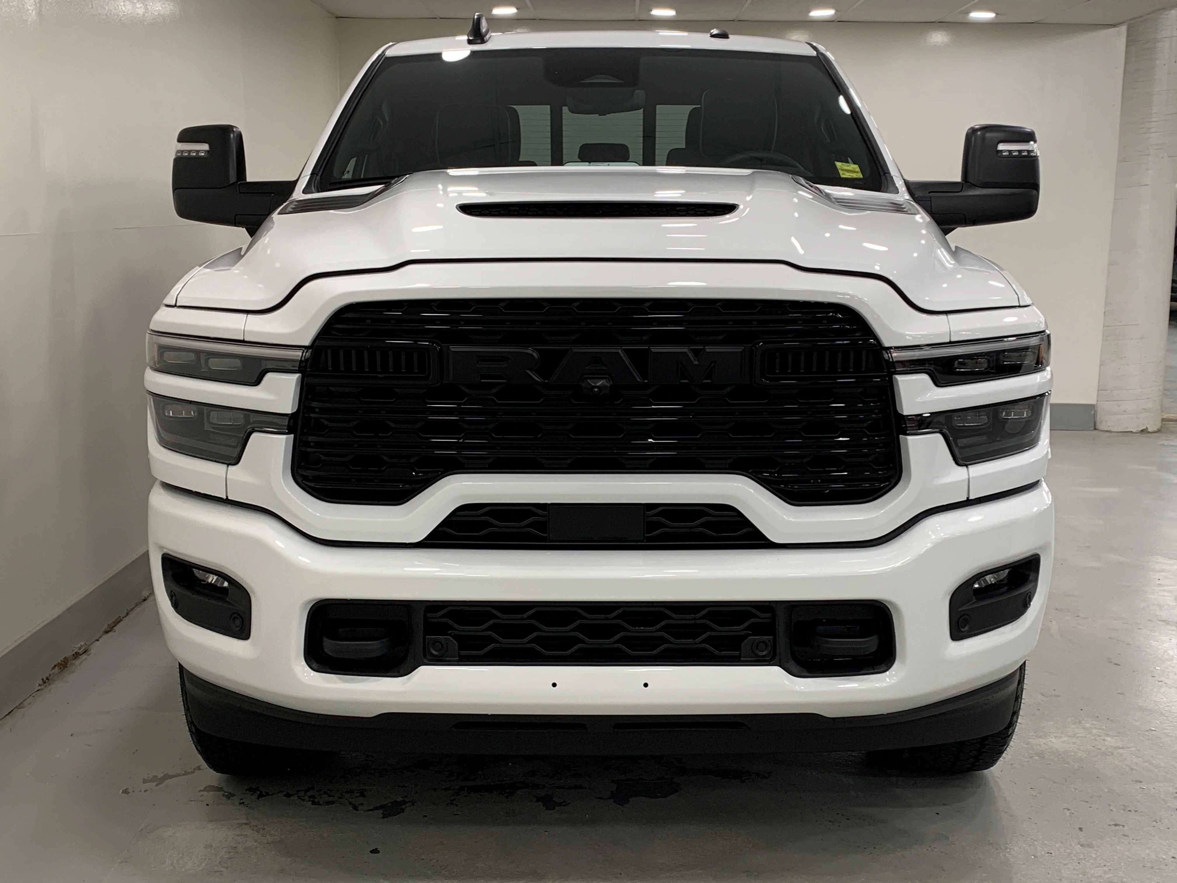 New 2026 Bright White Ram Limited image 4