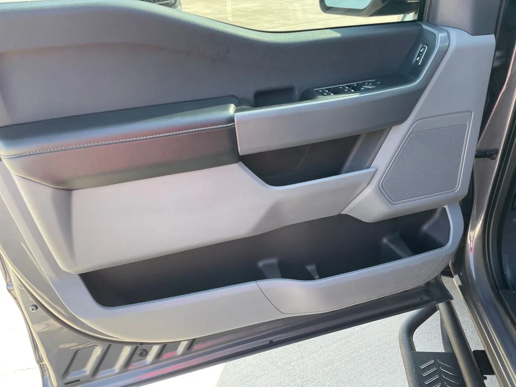 Used 2023 Gray Ford XLT image 21