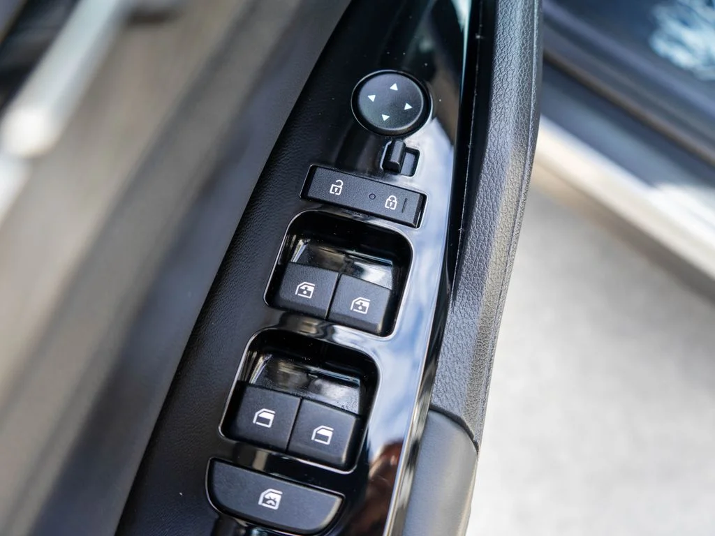 Used 2025 Gray Kia X-Pro image 17