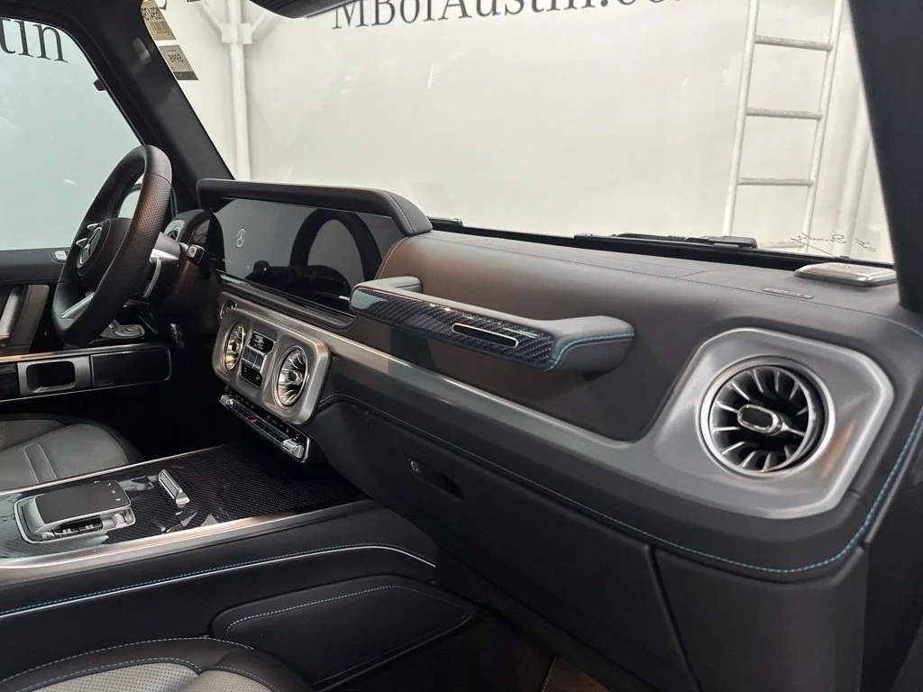 Certified Used 2025 Black Mercedes-Benz G 580 image 27
