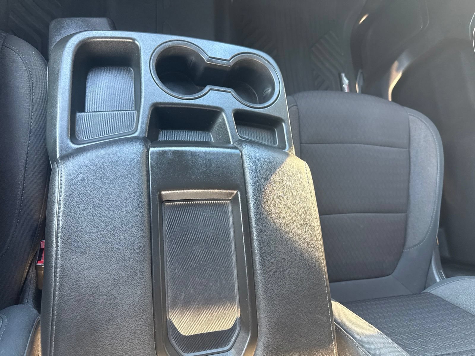 Used 2020 Shadow Gray Metallic Chevrolet LT Trail Boss with Convenience Package - Trailering Package image 26