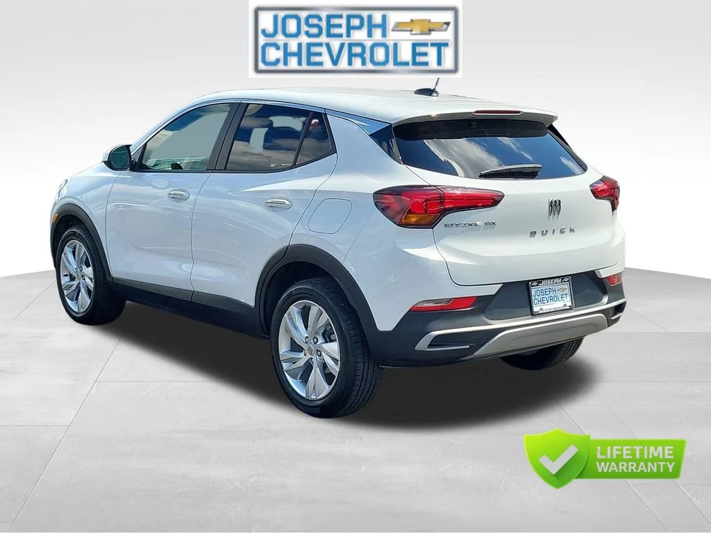 Used 2025 Summit White Buick Preferred image 3