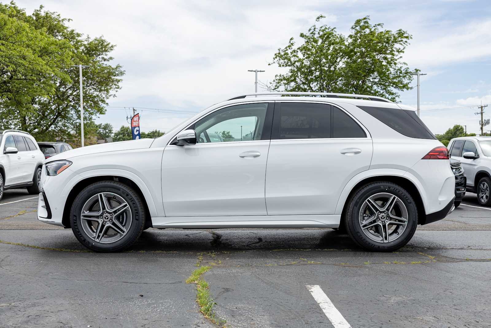 New 2026 Polar White Mercedes-Benz GLE 450 image 3