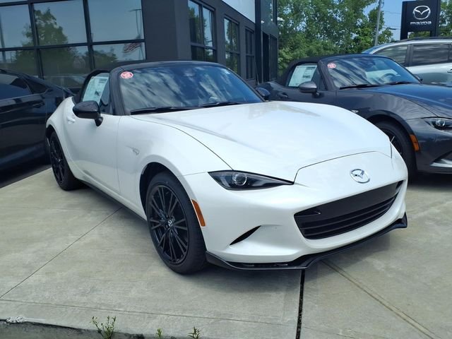 New 2026 Snowflake White Pearl Mazda Club image 3