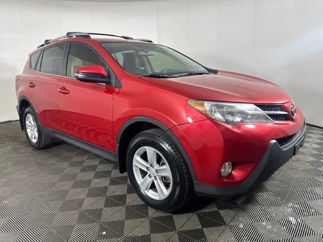 Used 2013 Barcelona Red Metallic Toyota XLE image 1