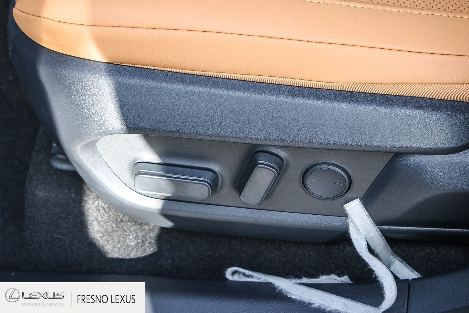 New 2026 Ultra White Lexus ES 350e PREMIUM image 21