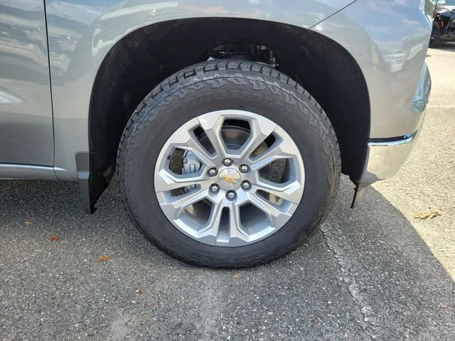New 2026 Sterling Gray Metallic Chevrolet LTZ image 6