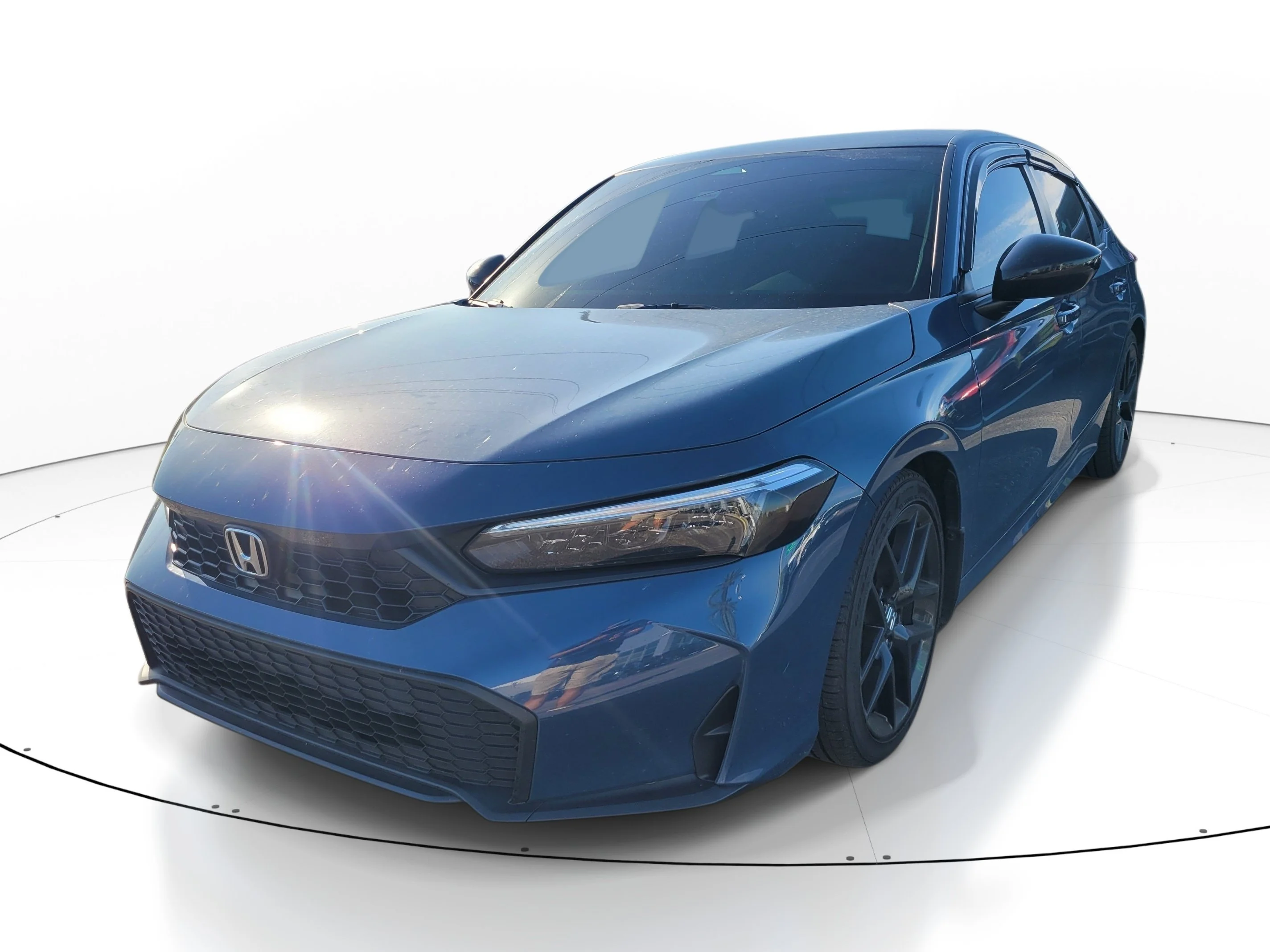Used 2025  Honda Sport image 3