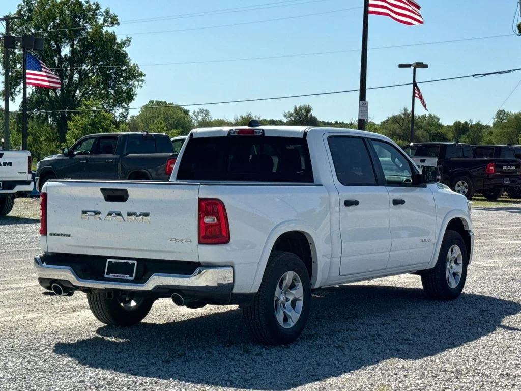 New 2026 Bright White Clear-Coat Exterior Paint RAM Big Horn/Lone Star image 7
