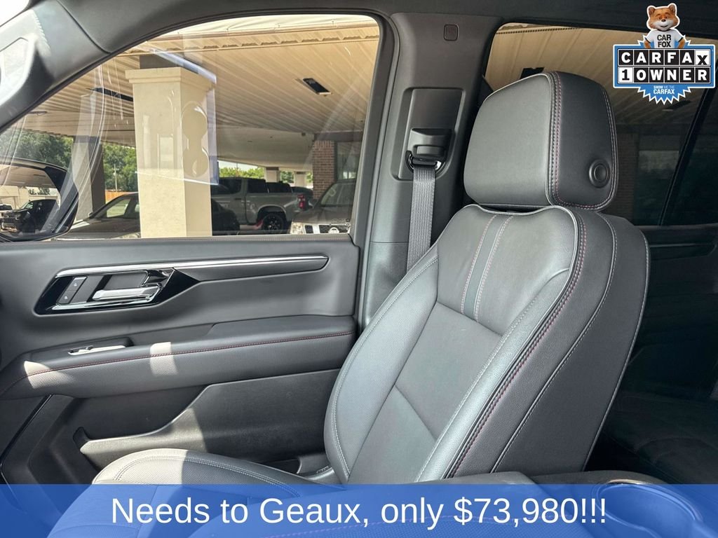 Used 2025 Black Chevrolet RST image 40