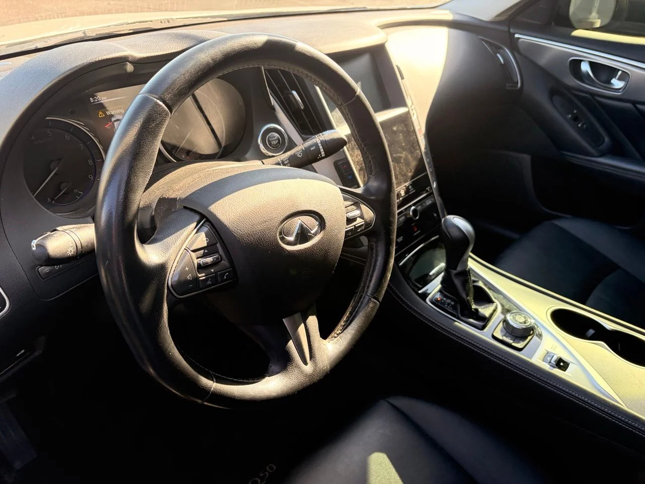 Used 2015 Moonlight White INFINITI Premium image 9