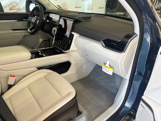 2026 GMC Acadia Denali - Photo 44