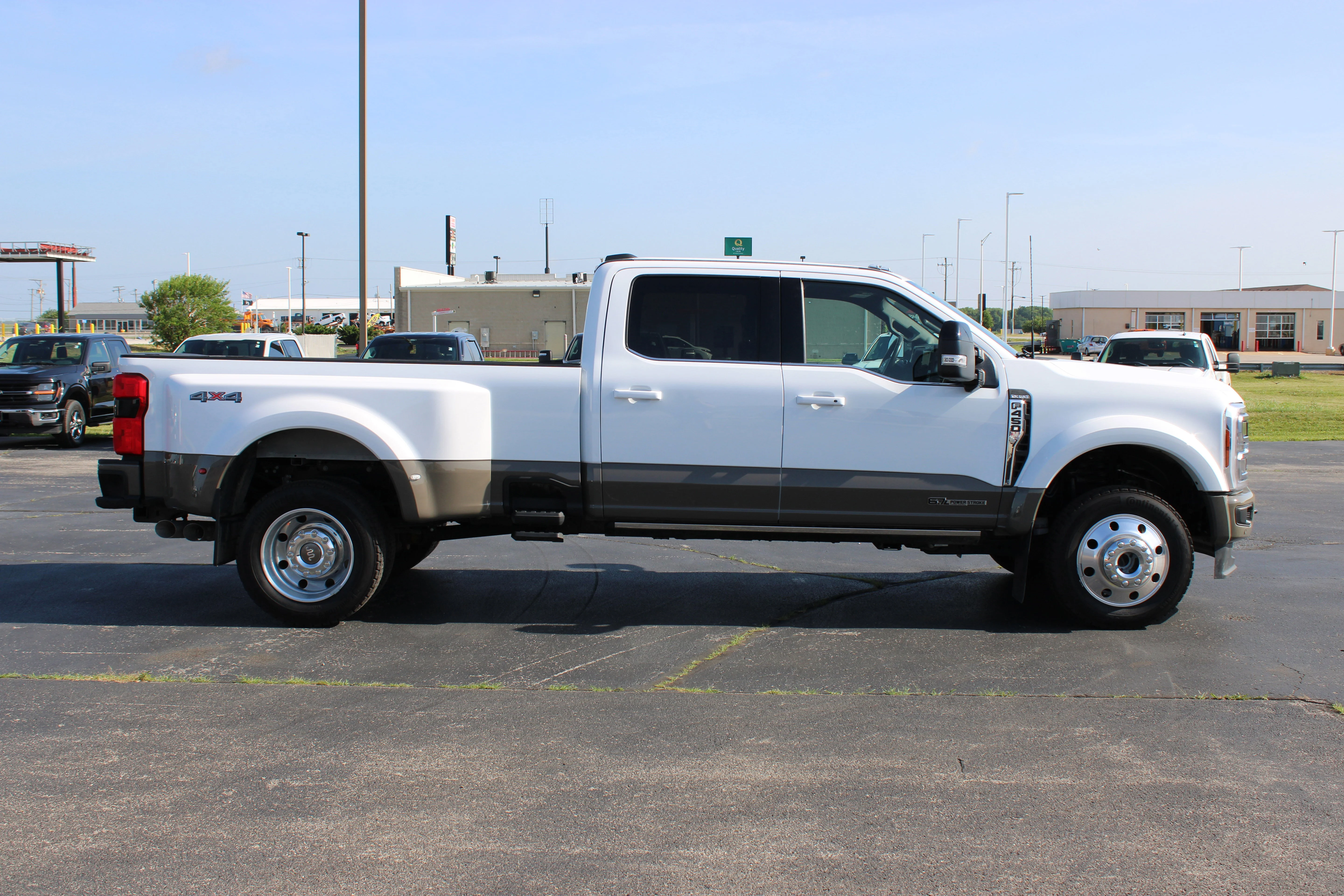 Used 2026 Oxford White Ford King Ranch image 9