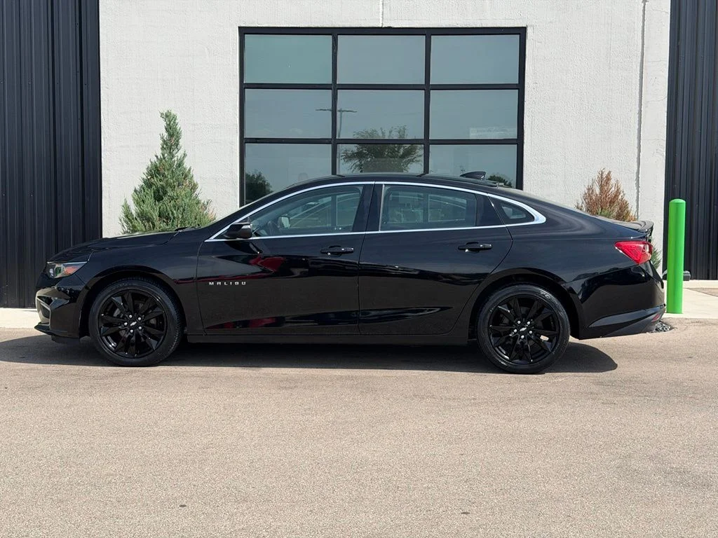 Used 2018 Black Chevrolet LT image 2