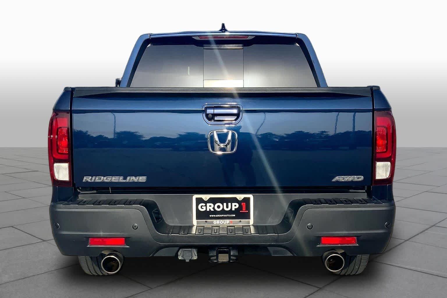 Used 2021 Obsidian Blue Pearl Honda RTL-E image 5