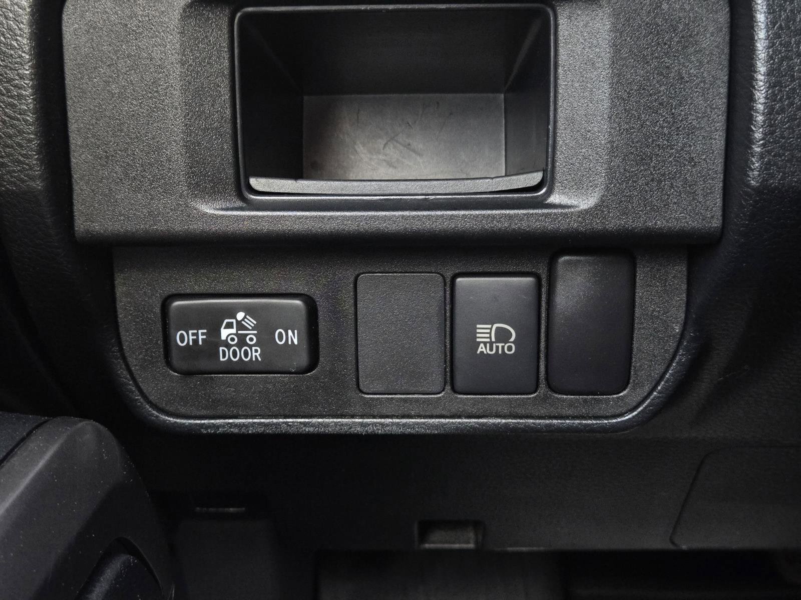 Used 2019 Magnetic Gray Metallic Toyota SR5 image 21