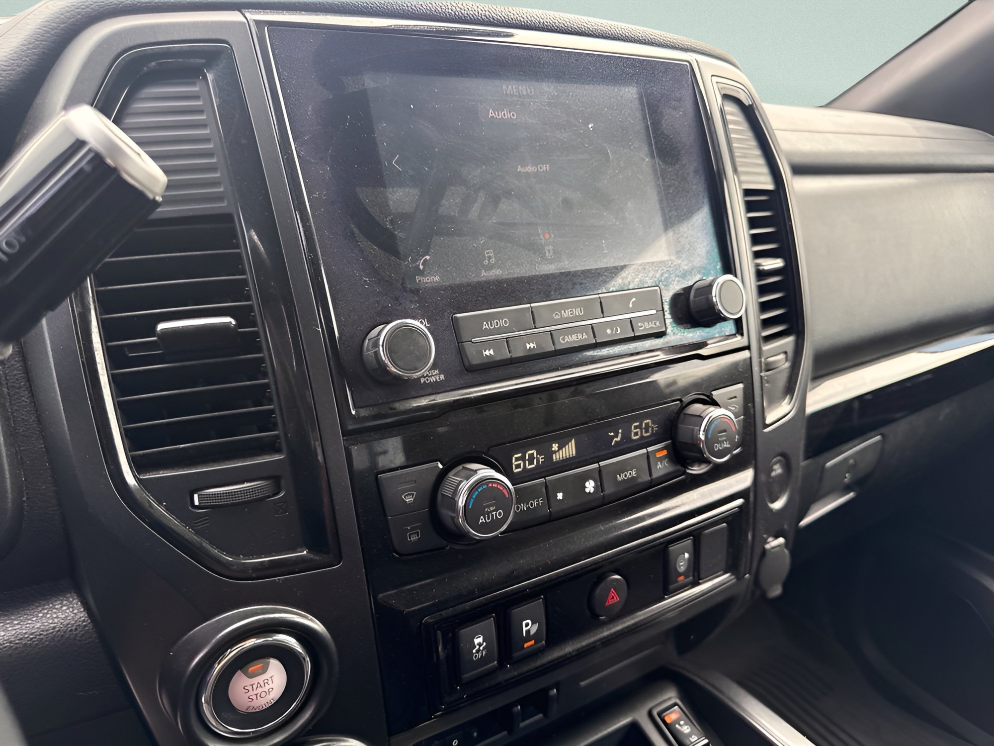 Used 2023 Glacier White Nissan SV image 29