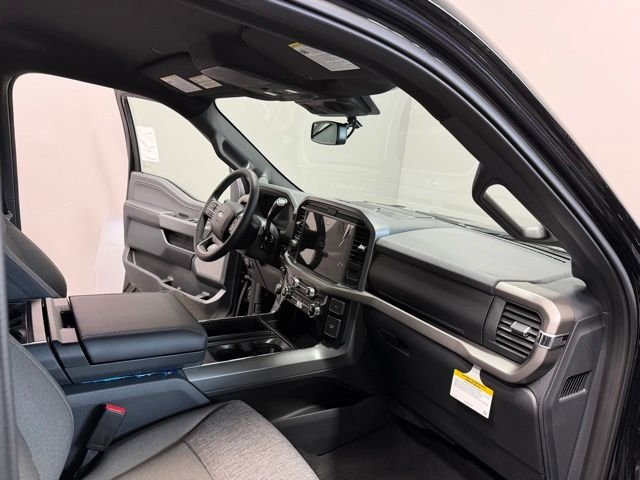New 2026 Agate Black Metallic Ford XLT image 24