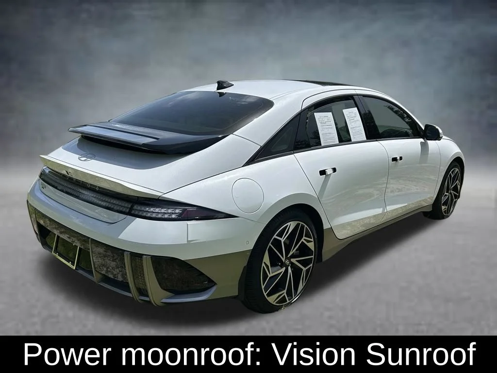 Used 2023 White Hyundai Limited image 5