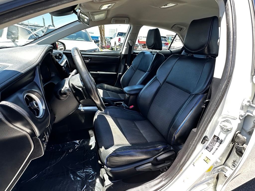 Used 2019 White Toyota SE image 18