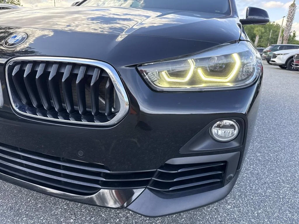 Used 2019 Black BMW sDrive28i image 10