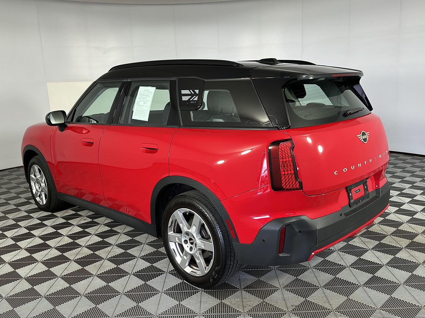 Certified Used 2025 Chili Red II MINI S image 26