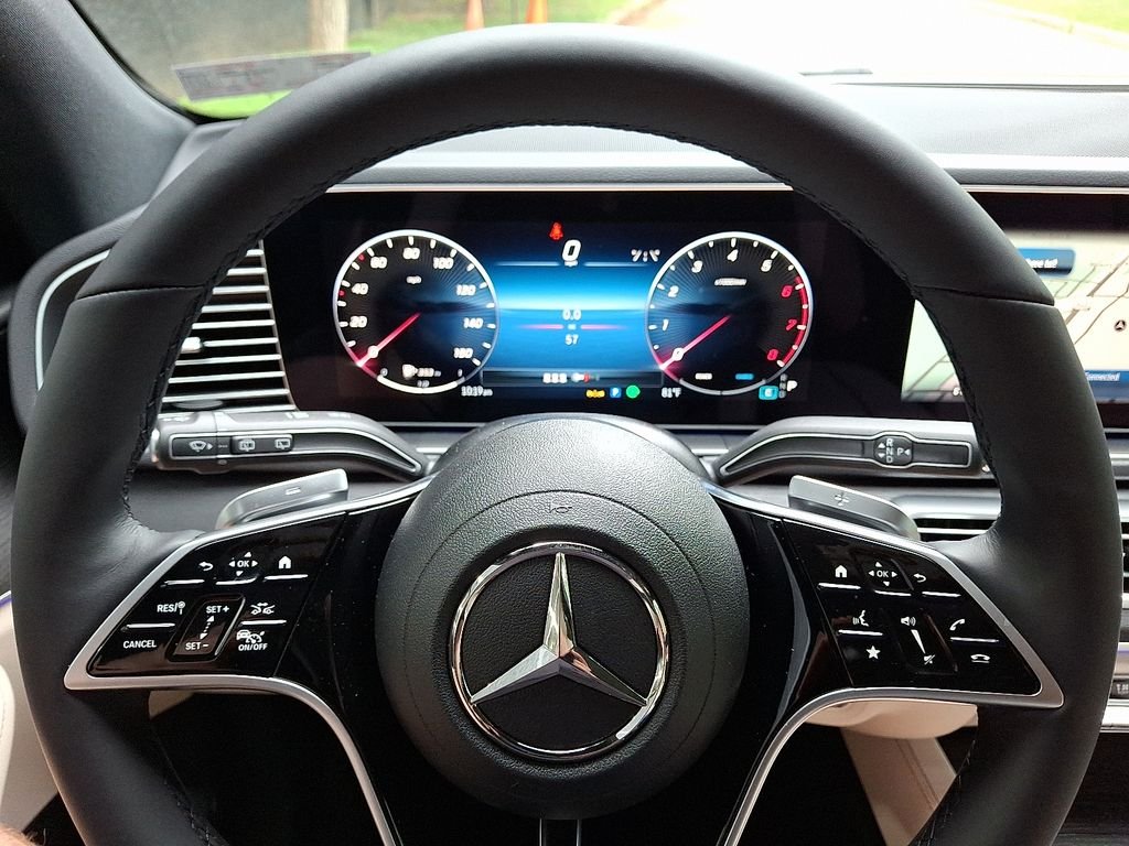 2025 Mercedes-Benz GLE GLE450 - Photo 18