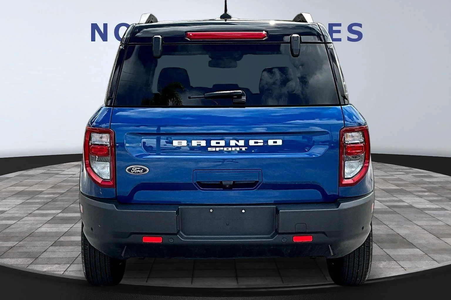 Used 2024 Atlas Blue Metallic Ford Outer Banks image 5