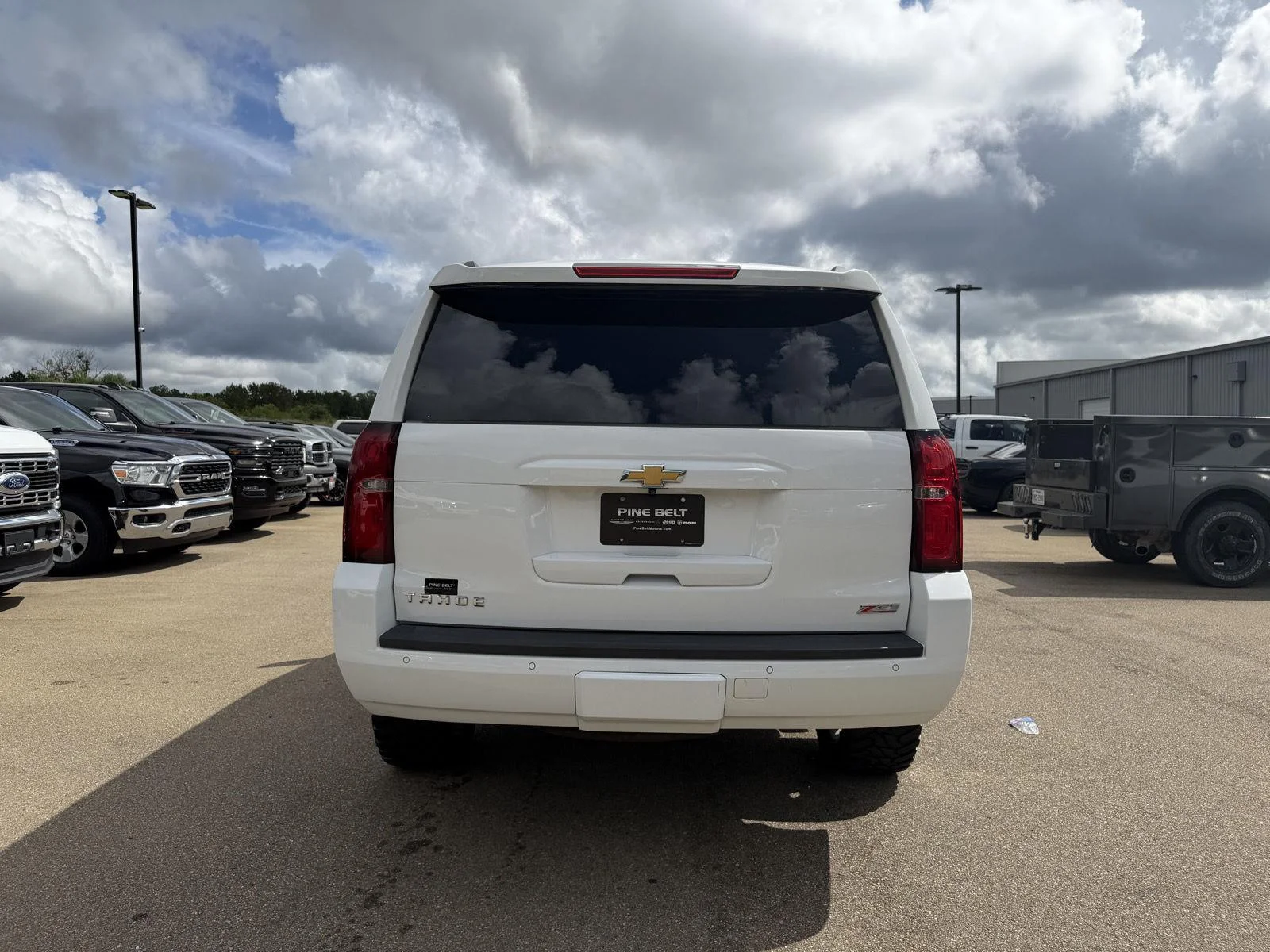 Used 2020 Summit White Chevrolet LT image 5